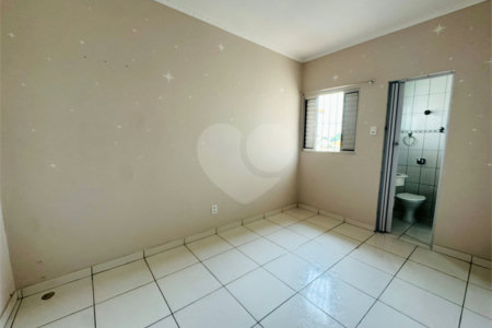 Casa à venda com 3 quartos, sendo 1 suíte,  em Vila Leonor, Guarulhos, SP