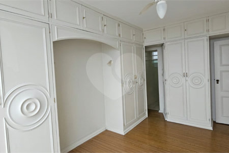 Apartamento à venda com 4 quartos, sendo 1 suíte, em Tijuca, Rio de Janeiro, RJ