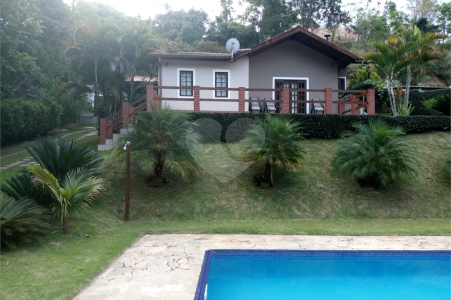Casa à venda com 3 suítes no condomínio Alpes de Mairiporã, Mairiporã - SP