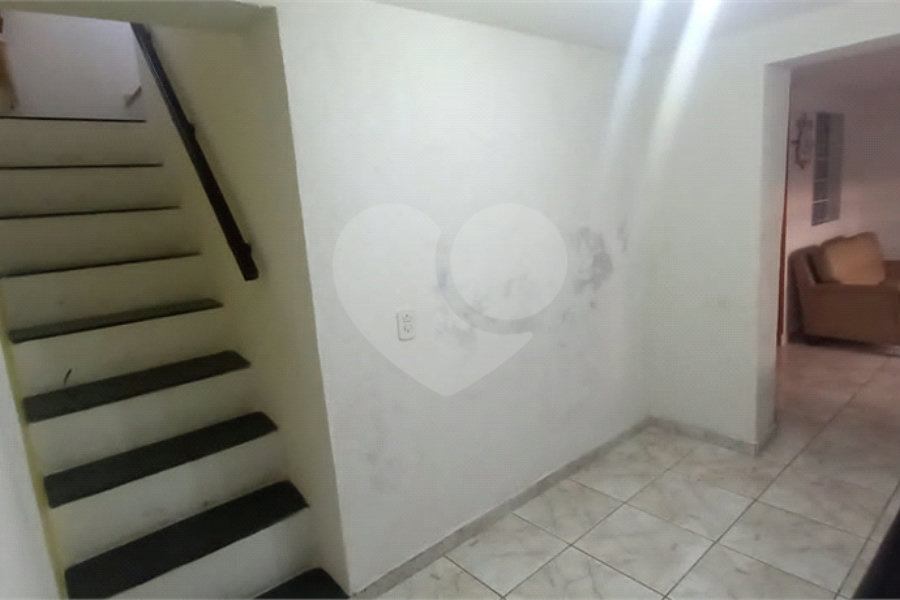 Sobrado à venda com 4 quartos em Horto Florestal, São Paulo, SP