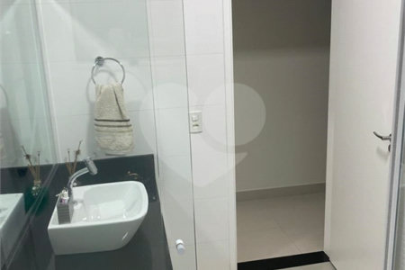 Sobrado à venda com 2 quartos, sendo 1 suíte, em Jardim Nova Germania, São Paulo, SP