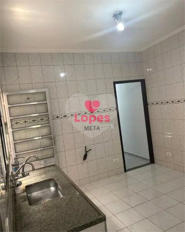 Casa à venda com 3 quartos, sendo 1 suíte, em Jardim das Indústrias, São José dos Campos, SP