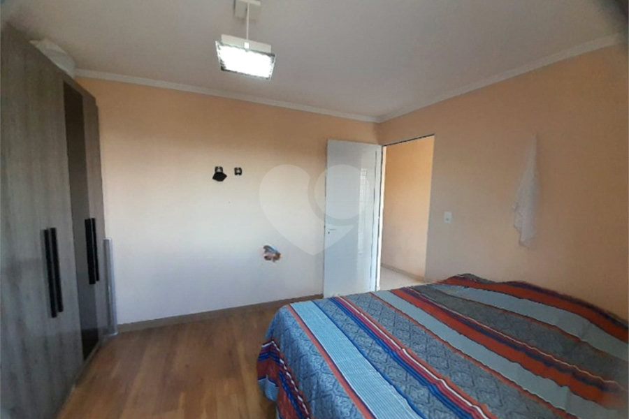 Sobrado à venda com 3 quartos, sendo 1 suíte,  em Saúde, São Paulo, SP