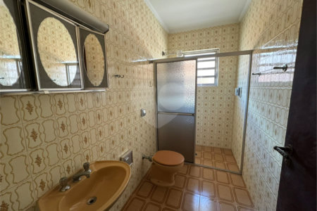 Casa à venda com 4 quartos, sendo 2 suítes,  em Vila Galvão, Guarulhos, SP