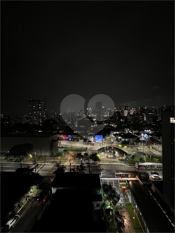 Apartamento à venda com 1 quarto em Santo Amaro, São Paulo, SP