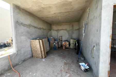 Casa à venda com 3 quartos, sendo 1 suíte, no condomínio Lago dos Ipês, Itapetininga - SP