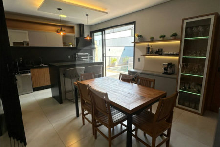 Casa à venda com 3 quartos, sendo 1 suíte, no condomínio Residencial Evidências, Indaiatuba - SP