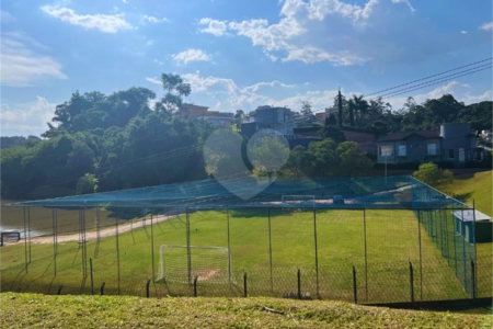 Apresento essa belíssima casa no Condomínio Delle Stelle - Louveira SP