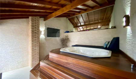 Sobrado à venda com 3 quartos, sendo 2 suítes,  em Vila Maria Alta, São Paulo, SP
