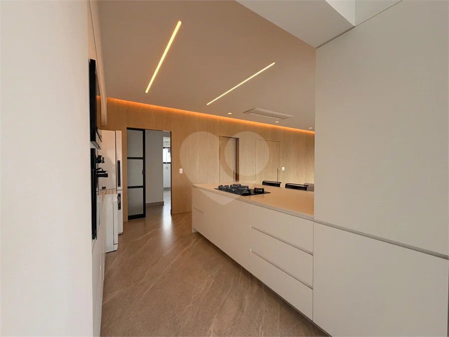 Apartamento para alugar com 2 suítes em Alto da Boa Vista, São Paulo, SP