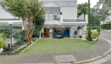 Casa à venda com 4 suítes no condomínio Ville de Marseille, São Paulo - SP