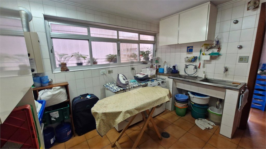 Sobrado à venda com 4 quartos, sendo 1 suíte, em Tremembé, São Paulo, SP