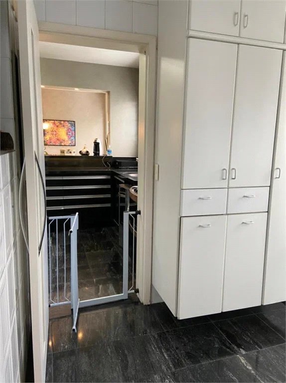 Apartamento à venda com 3 suítes em Vila Suzana, São Paulo, SP