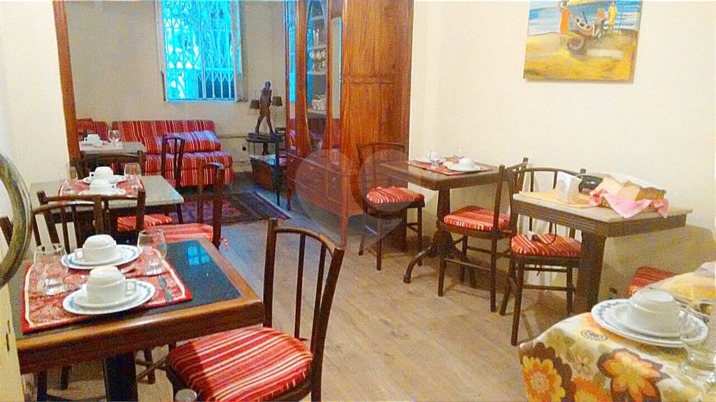 Casa à venda com 6 quartos, sendo 4 suítes, em Botafogo, Rio de Janeiro, RJ