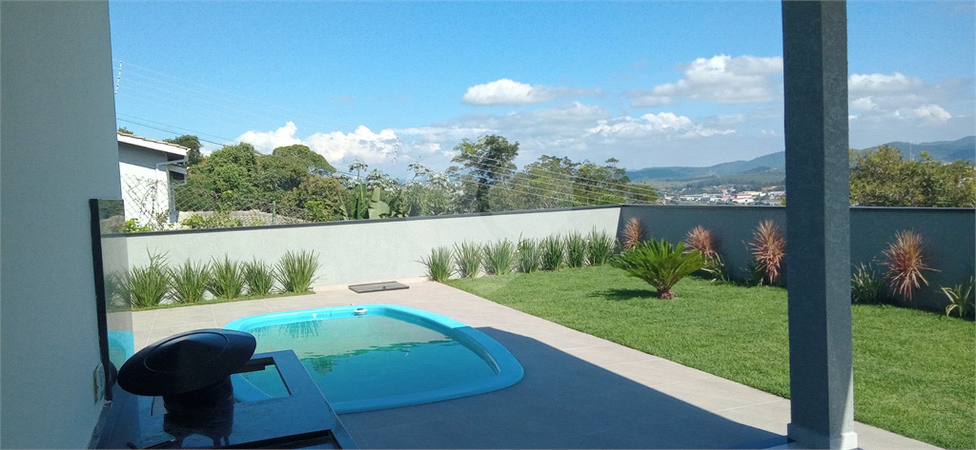 Casa Térrea à venda com 2 quartos, sendo 1 suíte,  no Centro, Bom Jesus dos Perdões, SP