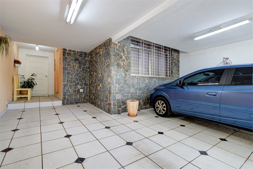 Sobrado à venda com 3 quartos, sendo 1 suíte,  em Jardim Umuarama, São Paulo, SP