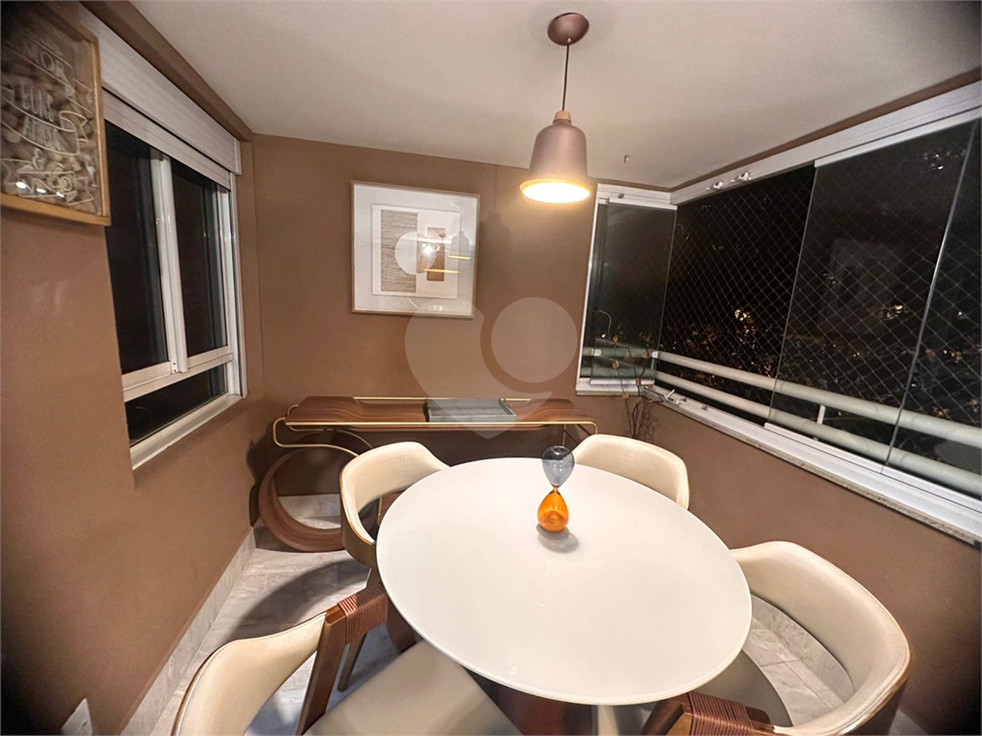 Apartamento à venda com 4 quartos, sendo 3 suítes, em Paraíso do Morumbi, São Paulo, SP