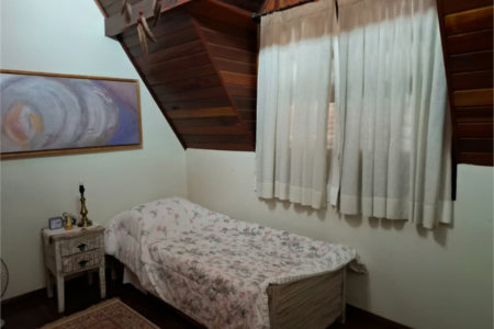 Sobrado à venda com 4 quartos, sendo 2 suítes, em Jardim Leonor, São Paulo, SP