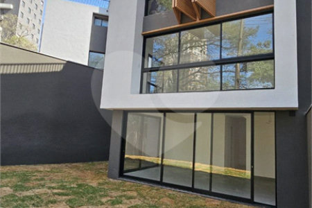 Casa à venda com 4 suítes no condomínio Cube Cidade Jardim, São Paulo - SP