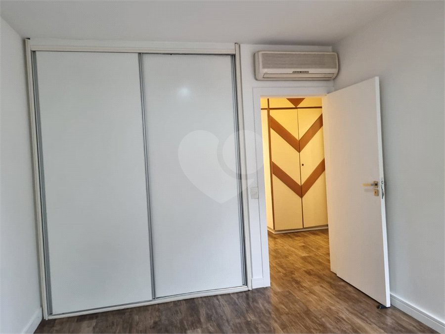 Apartamento à venda com 3 quartos, sendo 1 suíte, em Jardim América, São Paulo, SP