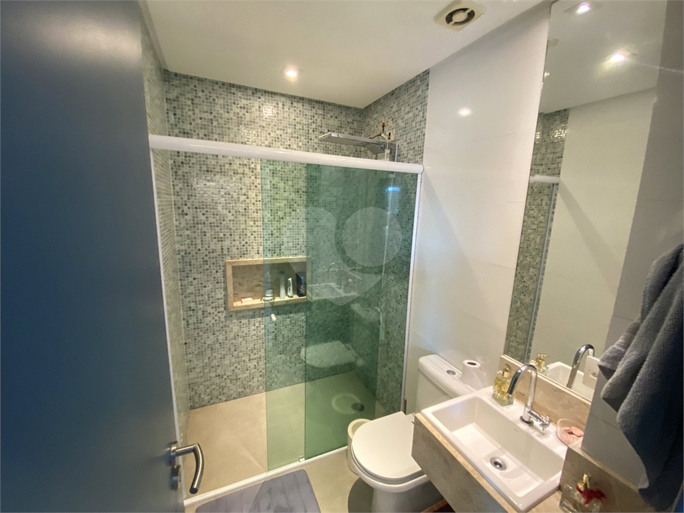 Apartamento à venda com 3 quartos, sendo 2 suítes, em Santana, São Paulo, SP