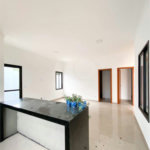 Casa à venda com 2 quartos, sendo 1 suíte, no condomínio Residencial Beija Flor, Atibaia - SP