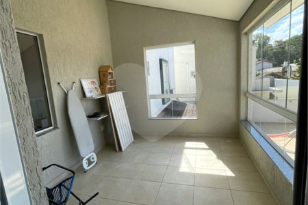 Casa à venda com 4 suítes no condomínio Aruã Lagos, Mogi das Cruzes - SP