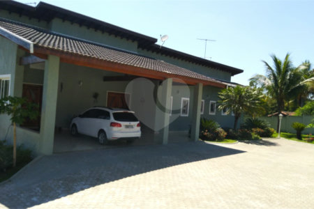 Casa à venda com 4 quartos, sendo 1 suíte, no condomínio Acmti - Colinas do Mosteiro, Terras de Itaici e Recanto dos Pássaros, Indaiatuba - SP