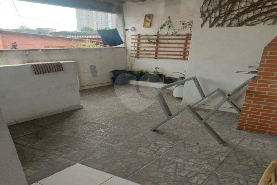 Sobrado 4 dormitórios na Vila Domitila