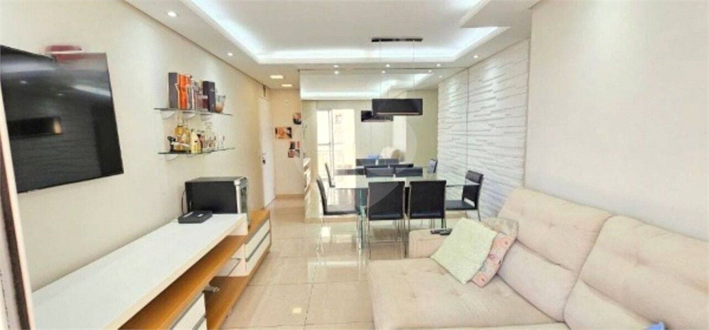 Apartamento à venda com 3 quartos, sendo 1 suíte,  em Vila Paulista, São Paulo, SP