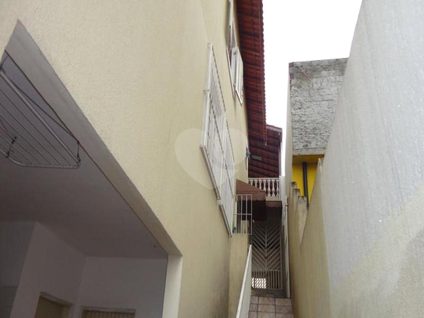 Casa à venda com 3 quartos, sendo 1 suíte, em Jardim Esmeralda, São Paulo, SP