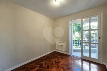 Apartamento à venda com 4 quartos, sendo 1 suíte, em Lagoa, Rio de Janeiro, RJ