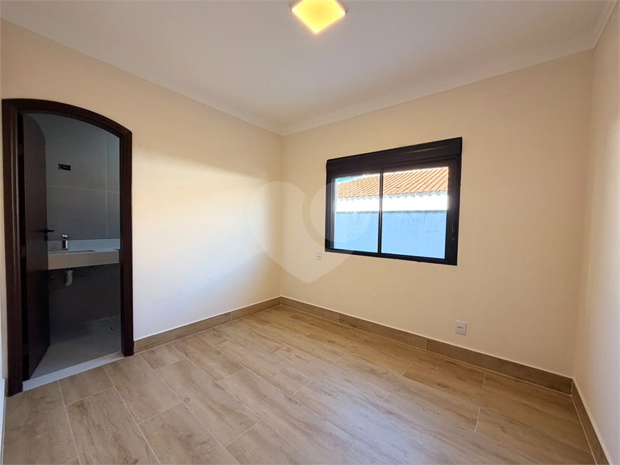Casa à venda com 5 quartos, sendo 4 suítes, em Vila Rosália, Guarulhos, SP