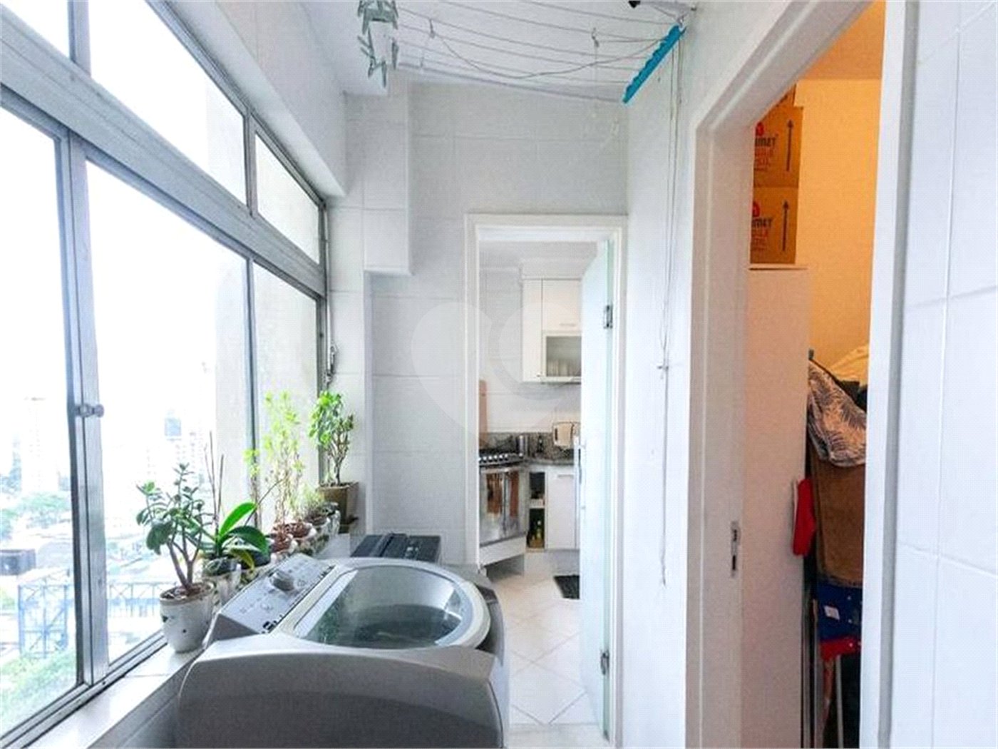 Apartamento à venda com 2 quartos, sendo 1 suíte, em Vila Olímpia, São Paulo, SP