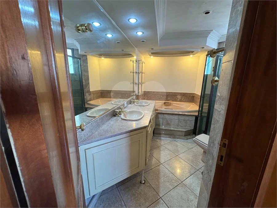 Apartamento à venda com 4 quartos, sendo 3 suítes, em Santana, São Paulo, SP