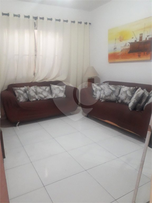 Casa Térrea à venda com 3 quartos em Jardim Nadir, São Paulo, SP