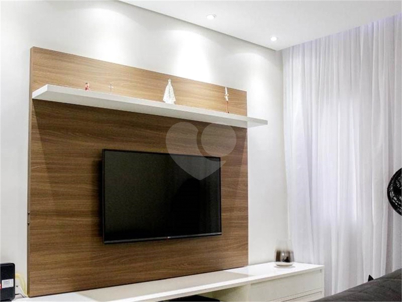 Apartamento à venda com 2 quartos, sendo 1 suíte, em Vila Guilherme, São Paulo, SP