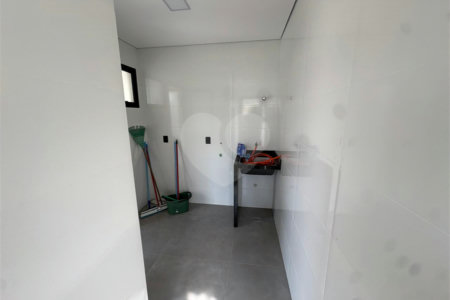 Casa à venda com 3 suítes no condomínio Alphaville Castello, Itu - SP