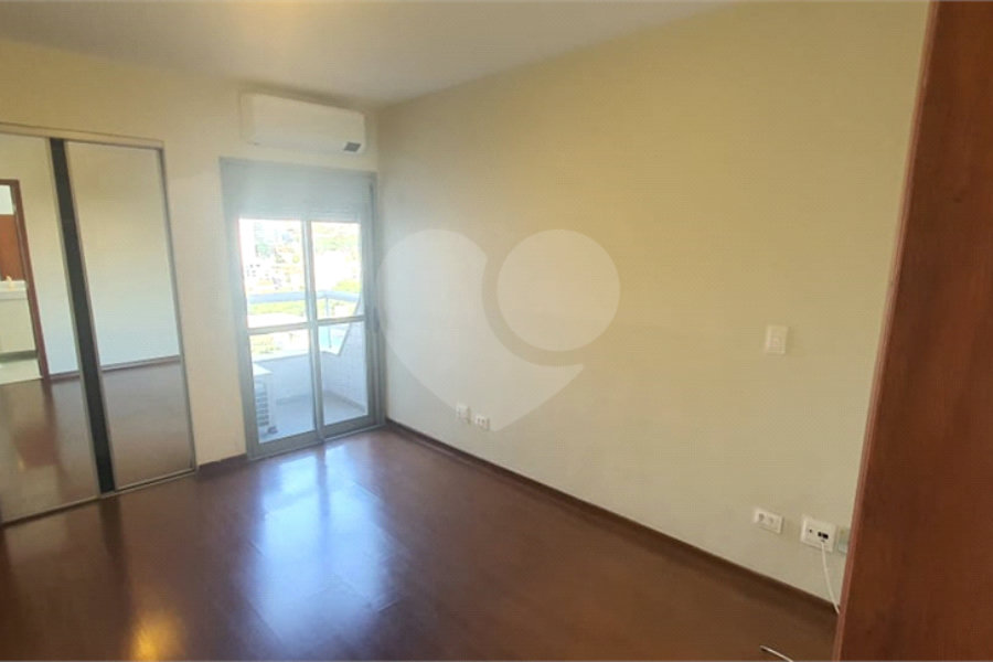 Apartamento à venda com 3 quartos, sendo 1 suíte, em Santana, São Paulo, SP