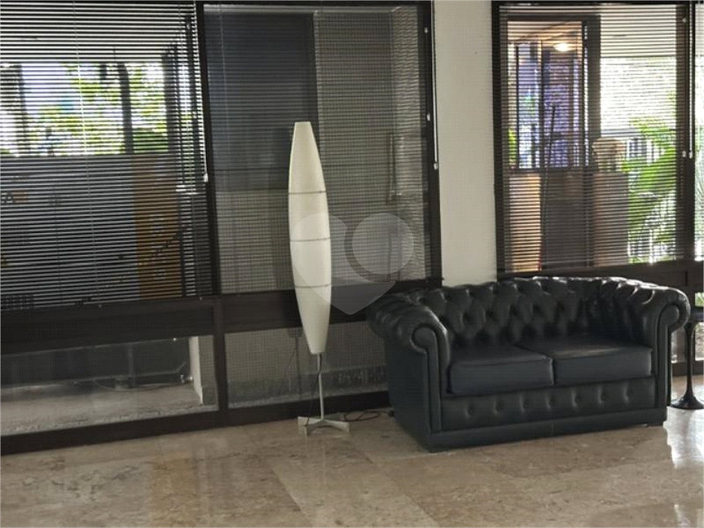 Apartamento à venda com 3 quartos, sendo 1 suíte,  em Cerqueira César, São Paulo, SP