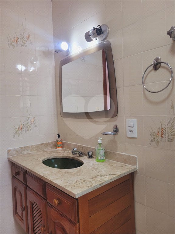 Sobrado à venda ou para alugar com 4 quartos, sendo 1 suíte, em Vila Gustavo, São Paulo, SP