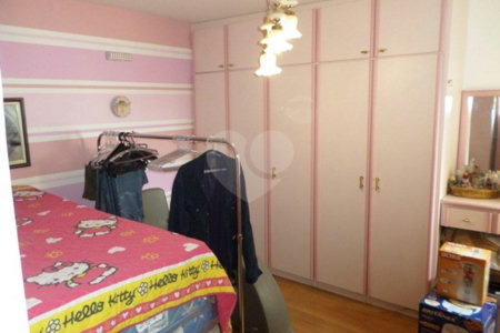Casa à venda com 5 quartos, sendo 2 suítes,  em Vila Gustavo, São Paulo, SP