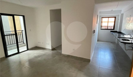 Casa à venda com 3 quartos, sendo 1 suíte,  no condomínio Residencial Calegari, São Paulo - SP