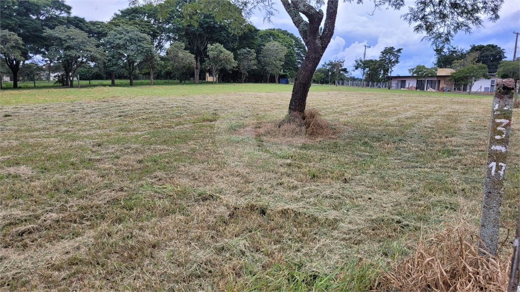 Loteamento Residencial no Condomínio Vila Pinhal do Broa.