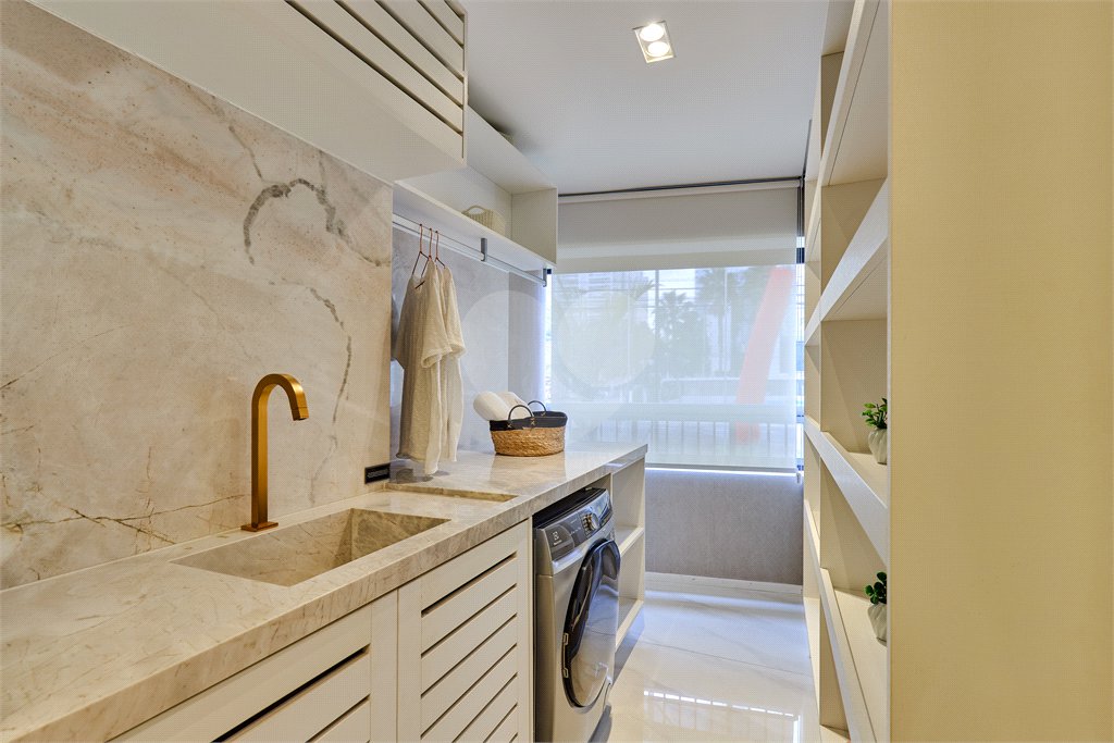 Apartamento à venda com 3 suítes em Brooklin, São Paulo, SP