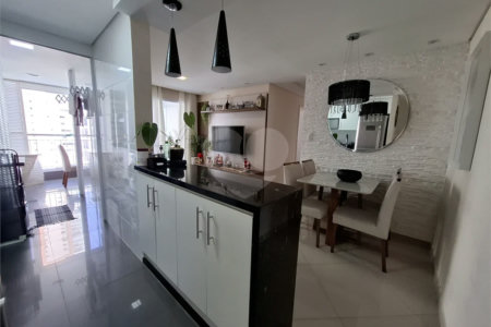 Apartamento à venda com 3 quartos, sendo 1 suíte, em Santa Teresinha, São Paulo, SP