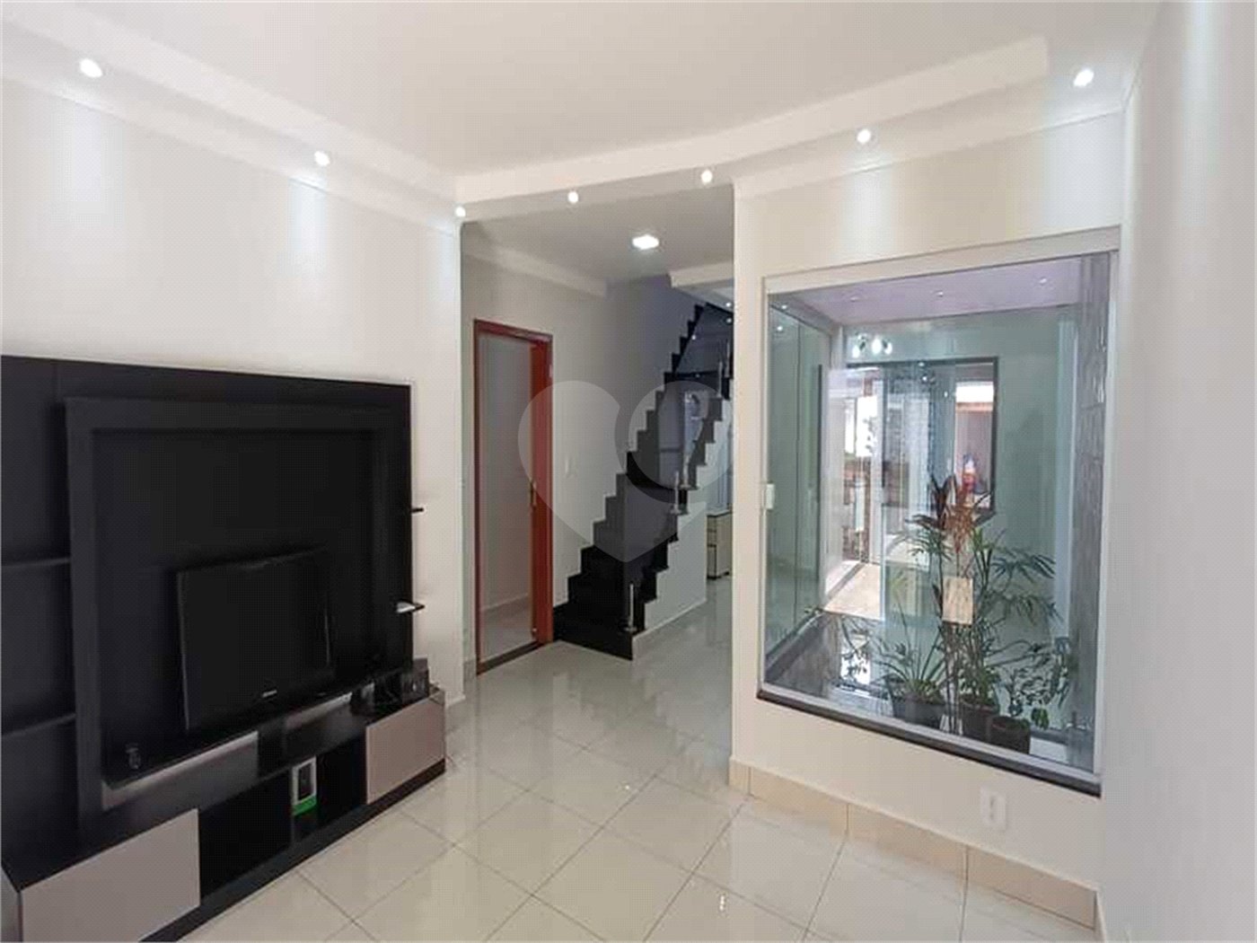 Sobrado à venda com 3 suítes em Residencial Monte Verde, Indaiatuba, SP