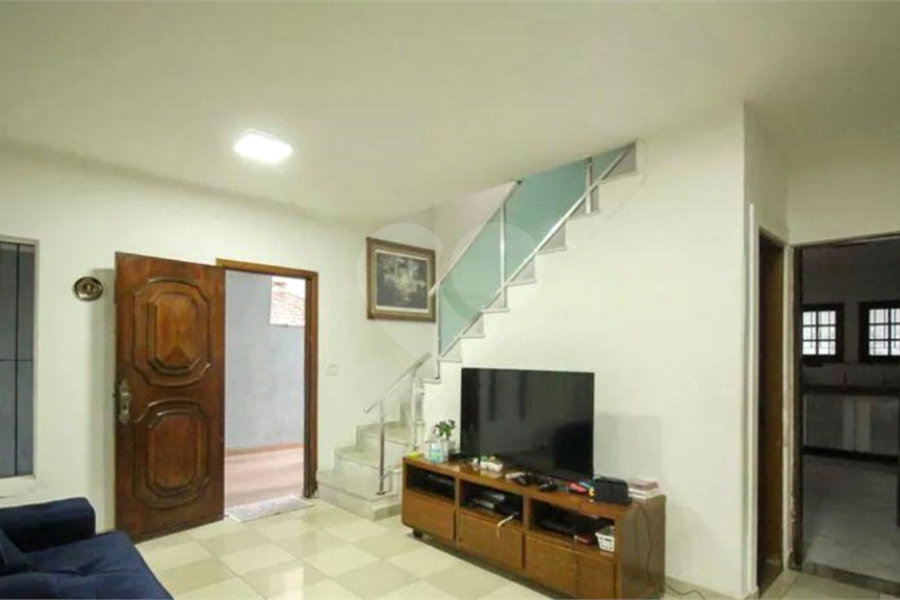 Sobrado à venda com 3 quartos, sendo 1 suíte, em Vila Dom Pedro Ii, São Paulo, SP
