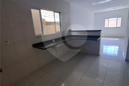 Casa à venda com 2 quartos em Campo Grande, Rio de Janeiro, RJ