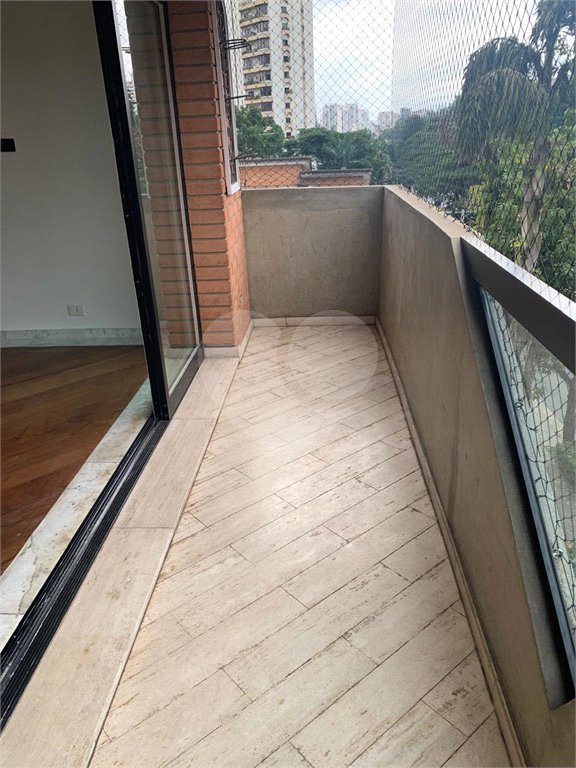 Cobertura à venda com 4 quartos, sendo 3 suítes, em Vila Mariana, São Paulo, SP